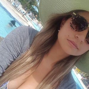 Meet your Posher, Mafer